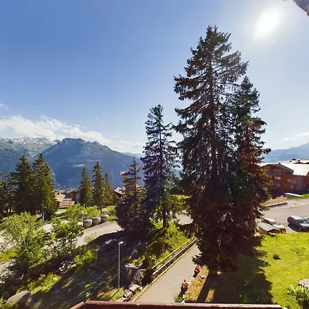 Confortable Aux Pieds Des Pistes, Proche Commerces Et Garderie - Fr-1-398-666 Apartment