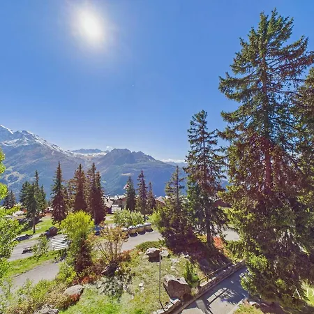 Confortable Aux Pieds Des Pistes, Proche Commerces Et Garderie Montvalezan